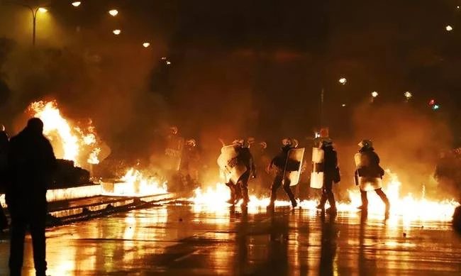 Αστυνομικοί καταγγέλλουν για επεισόδια Πολυτεχνείου: Δεχθήκαμε εντολές να οπισθοχωρήσουμε